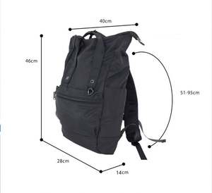 Mochila enrollable negra hecha en fábrica con material reciclado RPET, mochila de viaje enrollable de moda, mochila de día. - Product Image 2