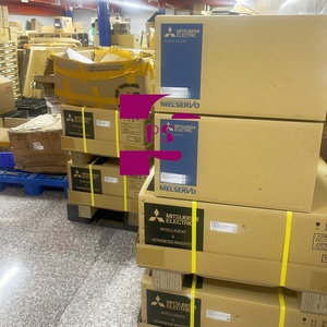 Productos en stock para la nueva industria: Servomotor japonés <span class=keywords><strong>MR</strong></span>-<span class=keywords><strong>J2S</strong></span>-<span class=keywords><strong>350B</strong></span>-<span class=keywords><strong>S041U703</strong></span> - Product Image 4