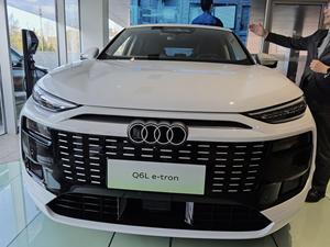 ออดี้ เอส คิว6แอล สปอร์ตแบ็ค อี-ทรอน 2026 รุ่นลองเรนจ์ อีวี 765 กม. พรีเมียม อีเล็คทริค เอสยูวี สำหรับส่งออก ออดี้ เอส คิว6 อี-ทรอน 2025 - Product Image 3