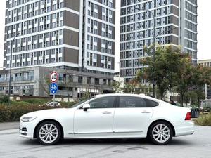 รถยนต์มือสอง <span class=keywords><strong>Volvo</strong></span> S90 ปี <span class=keywords><strong>2020</strong></span> รุ่น JX Auto 4 ประตู T5 Luxury Edition Comfort เบาะหนัง 5 ที่นั่ง เครื่องยนต์ 2.0T 254 แรงม้า ขายดี - Product Image 3