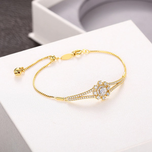 Nuovo braccialetto romantico delicato per donna, design a fiocco di neve, gioielli da polso dolci e brillanti per tutti i giorni - Product Image 3