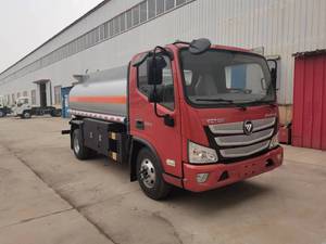 Camión Cisterna FOTON Aumark <span class=keywords><strong>de</strong></span> 5m³ (5000L) para Transporte <span class=keywords><strong>de</strong></span> Diésel, Gasolina y Queroseno, 4x2, 6 Ruedas - Product Image 2