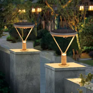 Светильники на солнечной батарее, уличные водонепроницаемые светильники для ворот, европейские светильники для столба