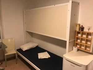 Cama Litera Plegable <span class=keywords><strong>de</strong></span> Madera para Dormitorio <span class=keywords><strong>de</strong></span> Adultos con Estructura <span class=keywords><strong>de</strong></span> Tubo <span class=keywords><strong>de</strong></span> Metal - Product Image 2