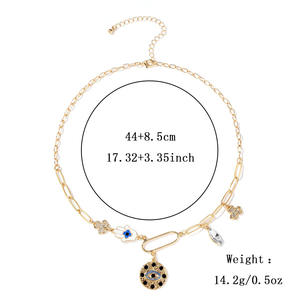 Collar de moda chapado en oro de 18 quilates de aleación de Zinc para mujer, collar de Babero con colgante pequeño de diamante en relieve con moneda de misticismo para niñas y mujeres - Product Image 6