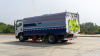 Camion de nettoyage de voirie 100 % électrique à énergie nouvelle, balayeuse de rue à charge rapide avec pulvérisation d'eau