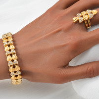 Ensemble de bijoux de luxe pour femmes, bracelet, bague, collier assorti, colliers ras du cou, boucles d'oreilles de luxe, design indien