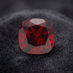 Precio de fábrica al por mayor almandino/granate rojo zambiano 12mm corte de cojín piedra preciosa suelta facetada de alta calidad por quilate IGI - Product Image 3