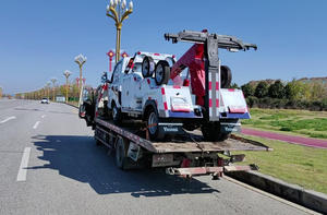 Camión Grúa de <span class=keywords><strong>Plataforma</strong></span> Plana Diésel Foton Usado Barato de 3-15 Toneladas con Cabrestante Hidráulico 4x2 y Transmisión Manual en Venta - Product Image 3