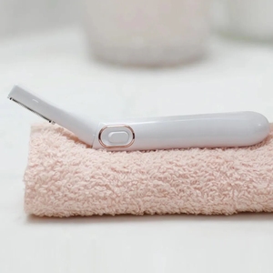 <span class=keywords><strong>Rasoir</strong></span> électrique rechargeable à lumière LED pour femmes, <span class=keywords><strong>rasoir</strong></span> de bikini étanche à lame unique, tondeuse à cheveux - Product Image 2