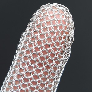 Gants en <span class=keywords><strong>maille</strong></span> métallique, gants en chaîne <span class=keywords><strong>de</strong></span> mailles en acier inoxydable, protection des mains, gants <span class=keywords><strong>de</strong></span> sécurité avec <span class=keywords><strong>manchette</strong></span> <span class=keywords><strong>de</strong></span> 15 cm pour les transformateurs <span class=keywords><strong>de</strong></span> viande - Product Image 4