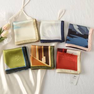 Bufanda de seda de lujo con estampado de satén de 58x58 para mujer, pañuelo pequeño de alta moda para Primavera, método de impresión Digital, bufanda sedosa - Product Image 1
