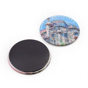 Souvenir touristique, porte-clés en métal personnalisé, souvenir de Barcelone, ouvre-bouteille aimanté pour réfrigérateur - Product Image 5