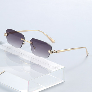 <strong>Cheetah-Pattern</strong> UV400 Decorative Frameless Polygonal Sunglasses Colorful Retro Metal Shades Men Women Wholesale - Product Image 2