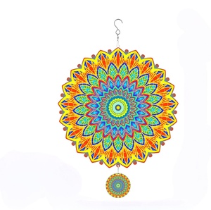 Molinetes de Viento Metálicos al por Mayor, Molinete de Viento Mandala Colgante de 12 Pulgadas para Decoración Navideña en Interiores y Exteriores - Product Image 1