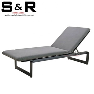 Chaise longue pliable <span class=keywords><strong>en</strong></span> <span class=keywords><strong>aluminium</strong></span> moderne <span class=keywords><strong>et</strong></span> écologique à succès avec filet Teslin pour salon, piscine, plage <span class=keywords><strong>et</strong></span> villa - Product Image 3