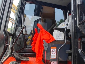 HOT SANY 215H Excavadora usada y excavadora sobre orugas China Famosa marca SANY Equipo de excavadora sobre orugas - Product Image 2