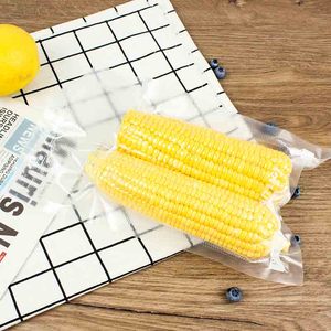 Bolsas de almacenamiento al vacío <span class=keywords><strong>más</strong></span> grandes con sello de congelador en relieve Jumbo impreso personalizado para alimentos - Product Image 4