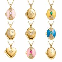 Collier personnalisé avec pendentif médaillon photo en émail, multi-designs, pierres de zircone cubique colorées, motif floral céleste en filigrane, fabrication usine