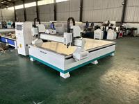 Le moins cher refroidissement par eau 3.2KW 1325 CNC routeur Machine à bois 1300*2500*200MM avec NcStudio Control 1 broche et 3 axes