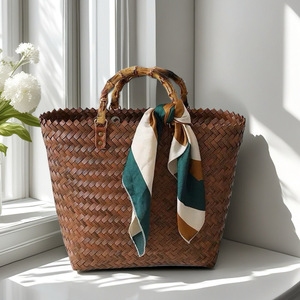 <span class=keywords><strong>Sac</strong></span> <span class=keywords><strong>de</strong></span> plage vintage tissé à la main pour <span class=keywords><strong>femme</strong></span>, grande capacité, en PVC <span class=keywords><strong>de</strong></span> haute qualité, idéal pour transporter des légumes et pour la plage - Product Image 1