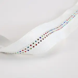 #3 #5 #8 plastic zip resin rainbow zipper diamond Black and white customized zipper