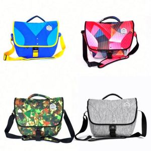 กระเป๋าสะพายข้าง Trapstar สีน้ำเงินดำ สำหรับผู้ชาย คุณภาพสูง กระเป๋าสะพายไหล่เดียว - Product Image 6