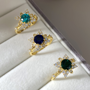 แหวนแฟชั่นชุบทอง 18K ประดับเพชรซิคอนหลากสีรูปเกล็ดหิมะ สำหรับงานหมั้น งานครบรอบ และงานปาร์ตี้ - Product Image 2