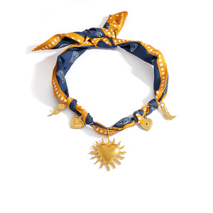 Collar con colgante de corazón de acero inoxidable estilo europeo americano, joyería de tela con lazo anudado para mujer, a la moda. - Product Image 5