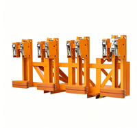 Pince à fûts électrique robuste pour chariot élévateur à 4 tambours, modèle Double Eagle (360 kg, diamètre max. 15 cm, hauteur de levage 3 m)