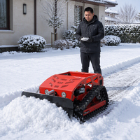 Tondeuse à gazon multifonctionnelle télécommandée avec lame à neige avant pour le déneigement des routes et des cours en hiver