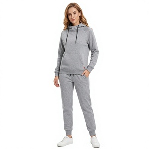 Ensemble de survêtement gris à capuche pour femme, sweat-shirt décontracté à manches longues de couleur unie avec pantalon à cordon de serrage et poches latérales - Product Image 1