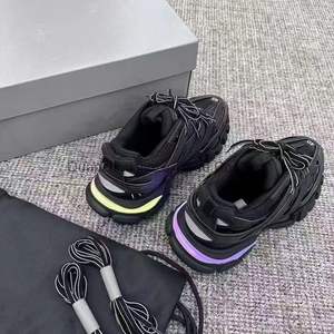 Zapatillas Deportivas de Moda 2025 Track 3.0 con Luz LED, Zapatos Deportivos de Diseño, Zapatos para Caminar con Estilo Track 3.0 LED - Product Image 1