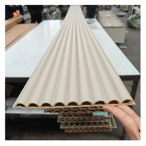 Panneaux muraux cannelés décoratifs résistants aux rayures, à assemblage sans joint, fournis directement par l'usine - Product Image 3