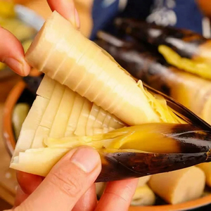 <span class=keywords><strong>Germogli</strong></span> <span class=keywords><strong>di</strong></span> <span class=keywords><strong>bambù</strong></span> sbucciati a mano freschi e croccanti biologici <span class=keywords><strong>di</strong></span> Sichuan - Product Image 2