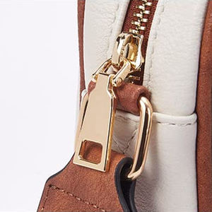 2025 nouveauté léger décontracté extérieur sacs à bandoulière fabriqué en usine en cuir PU à la main personnalisé bandoulière sac de messager - Product Image 5