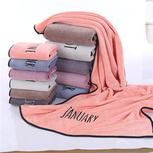 Serviette de sport tissée en polyester et polyamide à séchage rapide et écologique, motif sportif, pour la salle de sport, la plage, le salon, avec broderie de logo personnalisée - Product Image 3
