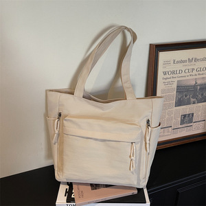 Nouvelle Arrivée 2026 – Sac à Bandoulière Tendance Printemps/Été, Polyvalent, Grande Capacité, Style Coréen, Sac à Main Niche et Rétro - Product Image 4