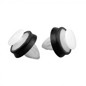 Clips de Plástico PP D02 1002 para Paneles de Puerta de Automóviles Universales, para Reemplazo, Reparación y Personalización - Product Image 1