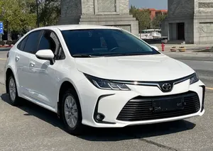2018 2023 подержанных автомобилей Toyota Corolla 4 двери и 5 мест недорогой гибридный автомобиль 1,2 т/1,5 т/1,8 т продажа Подержанный автомобиль