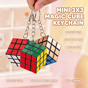 Llavero SoododoMini 3x3 Cube, elegante llavero con forma de cubo mágico para bolso. - Product Image 1