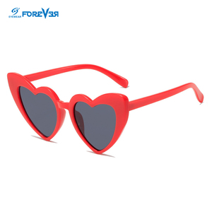 Lunettes de soleil œil de chat tendance personnalisées Lunettes de soleil en forme de cœur de créateur Lunettes de soleil cœur rose - Product Image 5