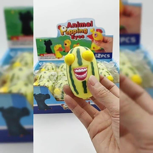 Venta al por mayor nuevo diseño lindo sandía ojo que hace estallar TPR Squishy Squeeze juguetes para 5 a 7 años antiestrés descompresión juego de burbujas - Product Image 3