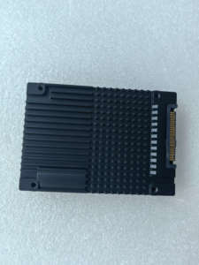 PBlaze6 6536 U.2 3.2TB NVMe, Unidad SSD Interna Empresarial con Interfaz U.2, Usada, para Servidor de 2.5 Pulgadas - Product Image 4