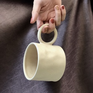 Chất Lượng Hàng Đầu 450Ml Phổ Biến Thiết Kế Thanh Lịch Kem Gốm Cốc Cốc Cốc Cà Phê Cốc Đánh Dấu Cốc Sữa Tách Cốc Với Xử Lý - Product Image 5