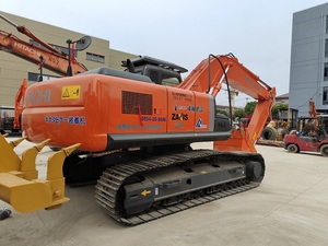 Excavadora Hitachi ZX200 Usada en Buenas Condiciones, Equipo Pesado, 20 Toneladas de Peso Operativo, Capacidad de Cucharón de 1.1m, Motor 100% Japonés - Product Image 3