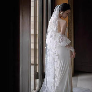 Drop Shipping 2025 Nouveau modèle Satin de sirène Robe de mariée de voyage à la française pour femmes Élégant Rétro Robe de mariée principale sans bretelles Voiles de mariée - Product Image 4