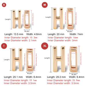 Excellente breloque lettre PVD or et argent <span class=keywords><strong>pour</strong></span> bracelets, accessoires de sac, sangles de sac et <span class=keywords><strong>poignées</strong></span> <span class=keywords><strong>d</strong></span>'épaule, avec logo personnalisé - Product Image 4