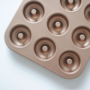 <span class=keywords><strong>Moule</strong></span> à gâteaux à donuts en acier au carbone, 12 cavités antiadhésif, de qualité alimentaire, 1 pièce - Product Image 4