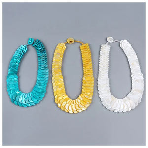 สร้อยคอมุกหลากสีลายเกล็ดมังกรลูกปัดมุกหลายสีขาวสไตล์ฤดูร้อน - Product Image 1